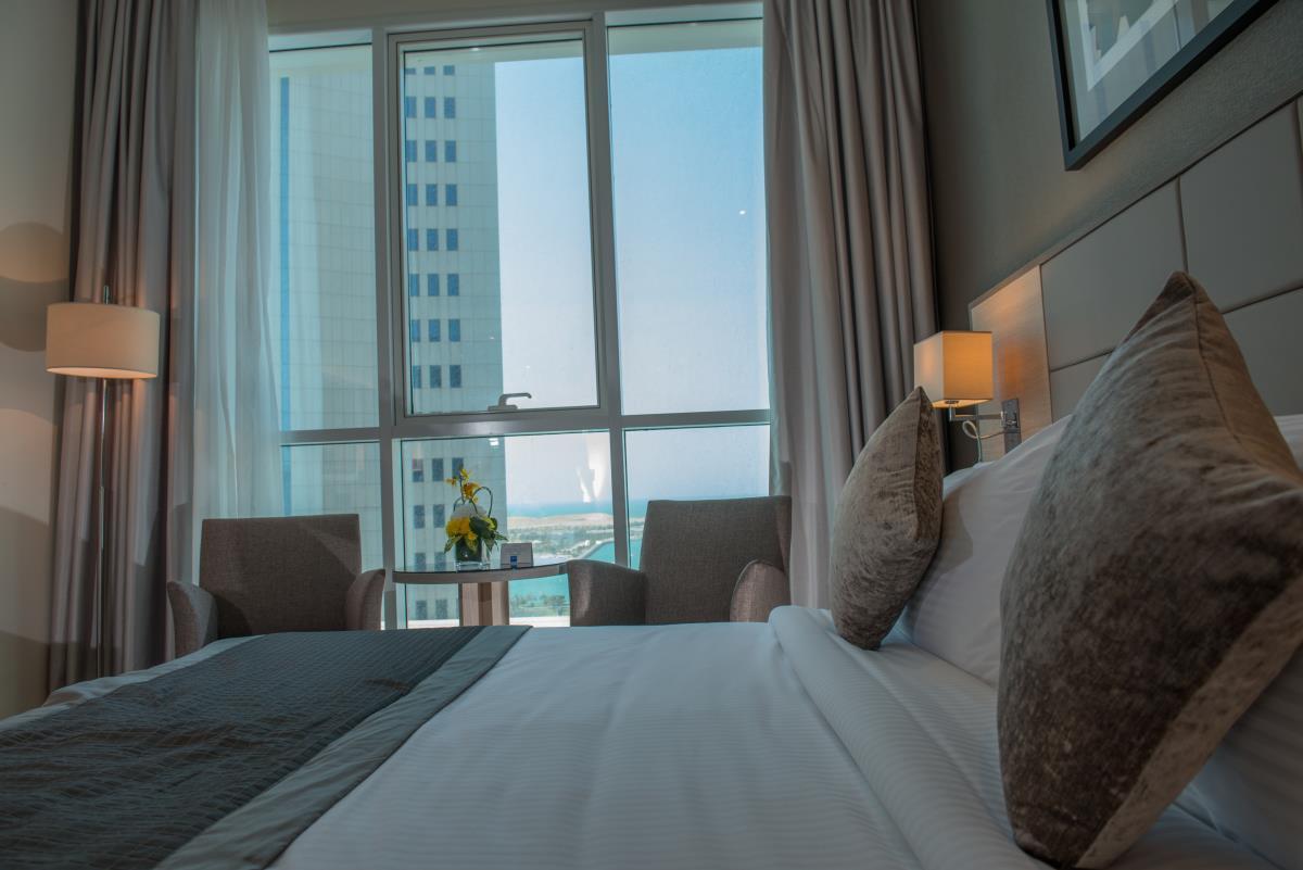 Tryp By Wyndham Abu Dhabi City Center Exterior photo